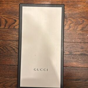 Marmont logo-embellished leather sandals. Gently used. In good condition